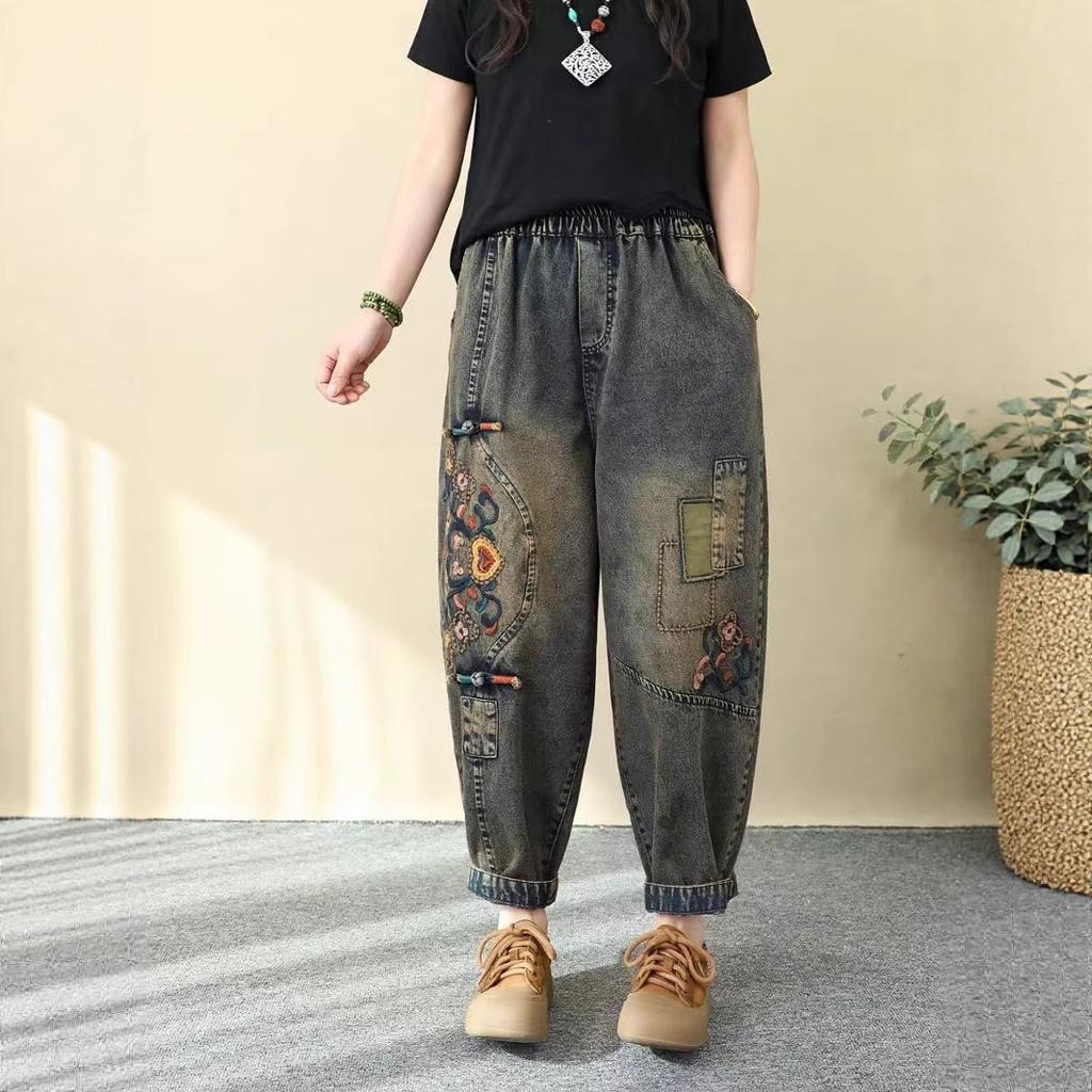 Women Vintage Ethnic Embroidery Jeans Elastic Waist Loose Harem Cropped Denim Pants With Frog Buttons