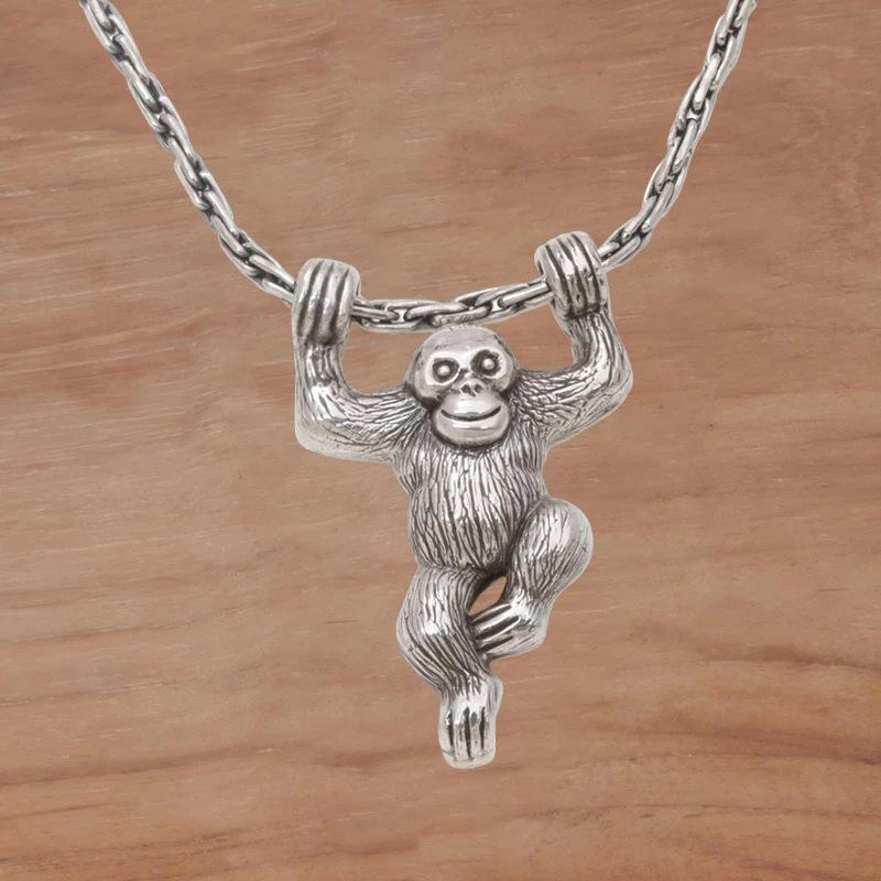 New Hip-hop Funny Gorilla Pendant European and American Style Fashion Creative Small Animal Necklace Accessories