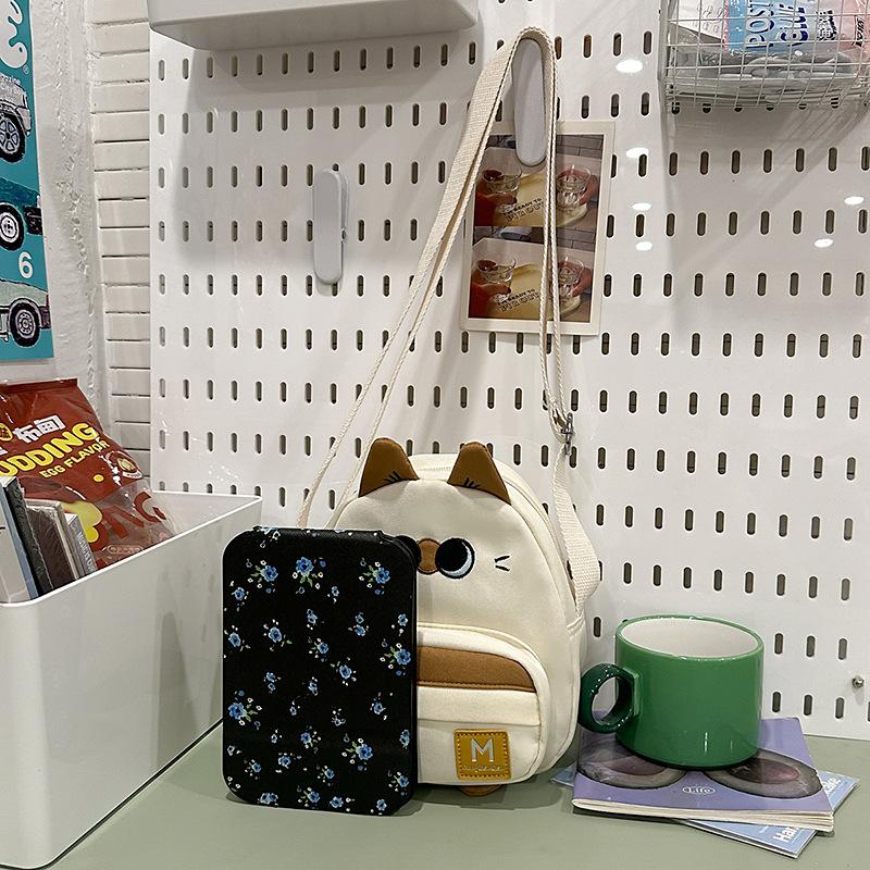 Cute Messenger Small Bag Female Cartoon Girl Heart Mobile Phone Bag Student Versatile Storage Small Round Bag Shoulder Bag