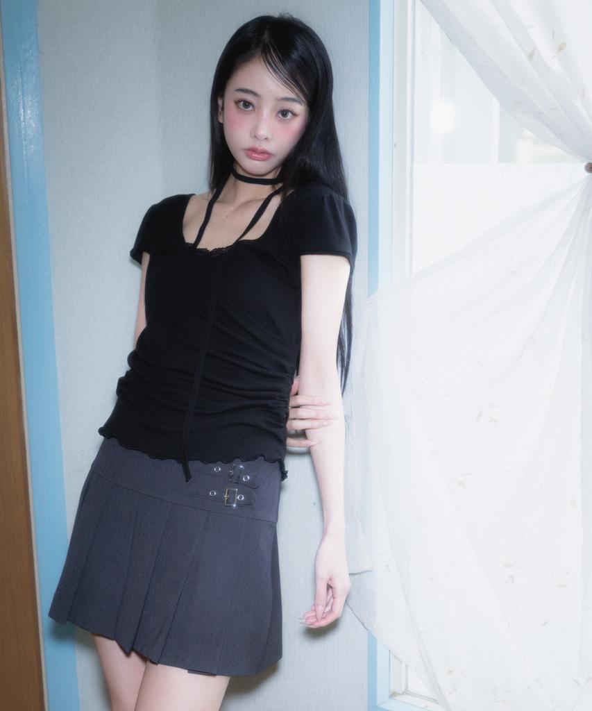 ROSEFRANTZ Corsage Shirring T-Shirt [Black]