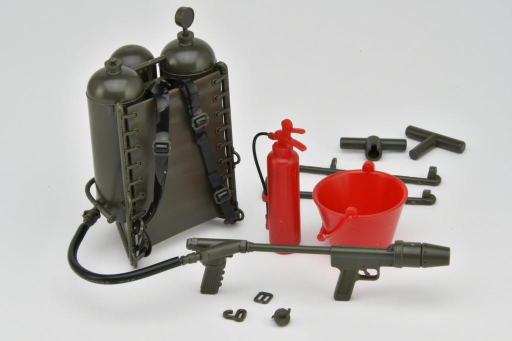 Little Armory LA101 Flamethrower M2 Type Plastic Model