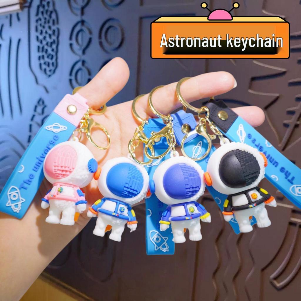 Astronaut Cartoon Keychain: Mini Space Suit Pendant Gift