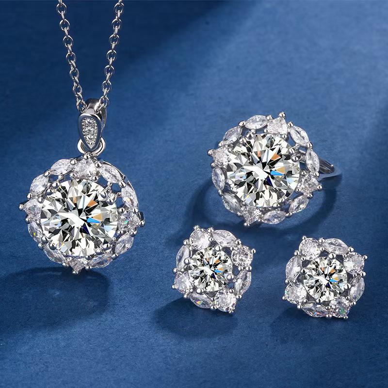Designer Jewelry Set: Luxurious Eight Hearts & Arrows Cubic Zirconia Ring, Earring & Necklace