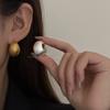 Brushed Moon Stud Earrings Are Versatile In European and American Atmosphere, Simple and Cold Wind Design, High-end Earrings, Hot-selling Earrings.