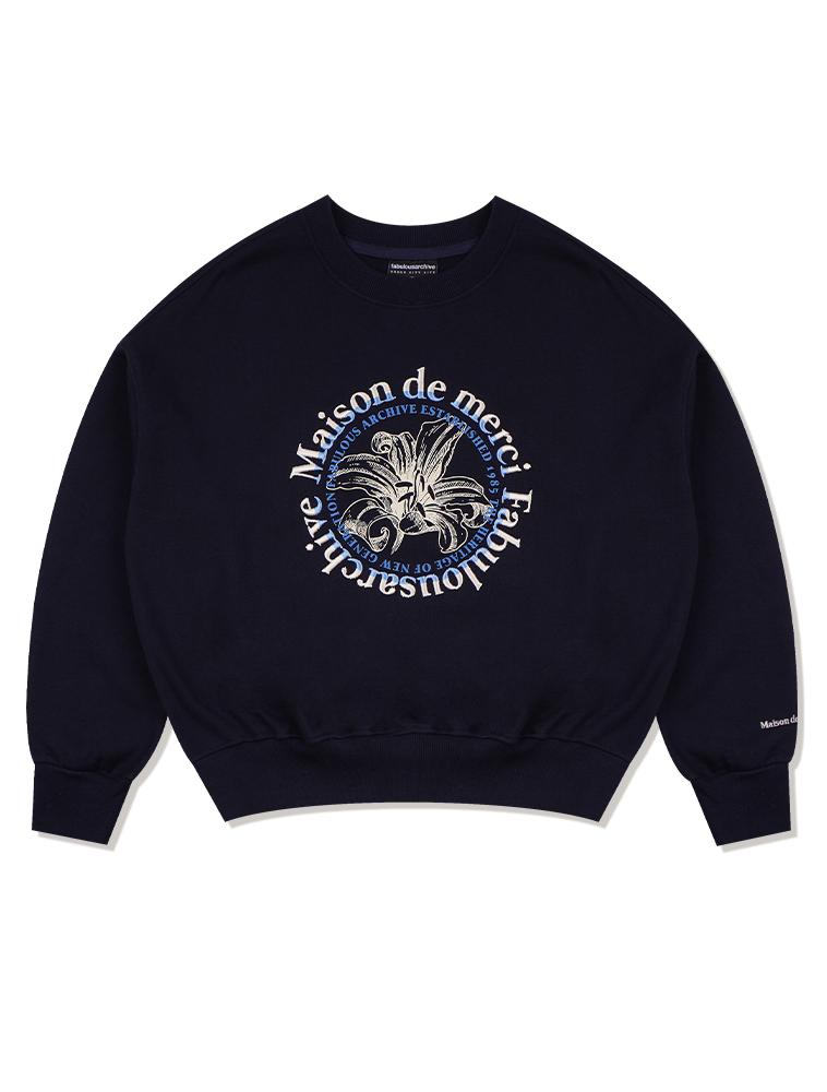 LA MAISON STUDIO Women'S Crop Circle Logo Embossed Le Lis Heavy Terry Sweatshirt Navy Cream (Fcd3Ts701W)