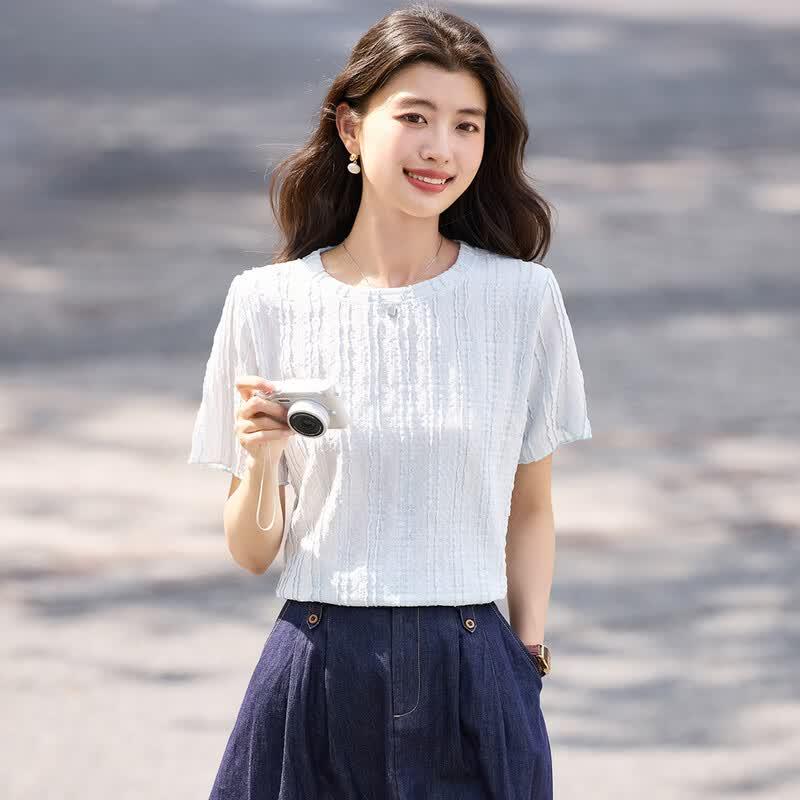 Women's Pleated Textured Short Sleeve T-Shirt