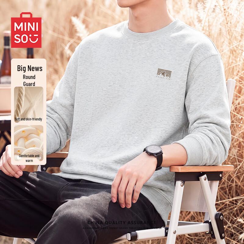 MINISO Men's Loose Fit Round Neck Sweatshirt
