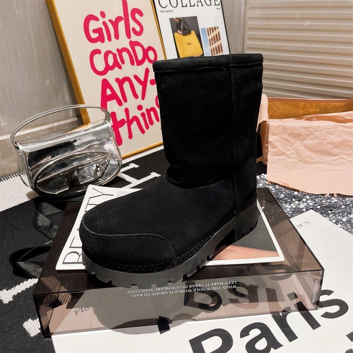 

Женские зимние легкие теплые дутые сноубутсы на толстой подошве, нескользящие, износостойкие, повседневные кроссовки, хлопковые ботинки 42 чёрный