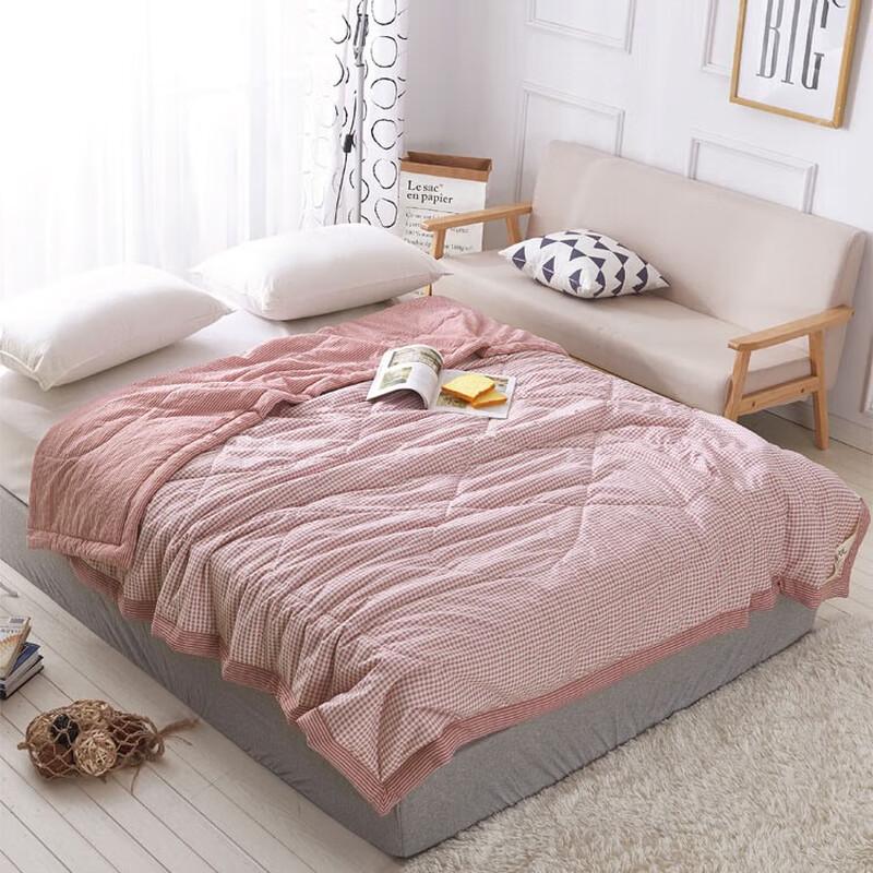 

Fang En Reversible Washed Cotton Quilt