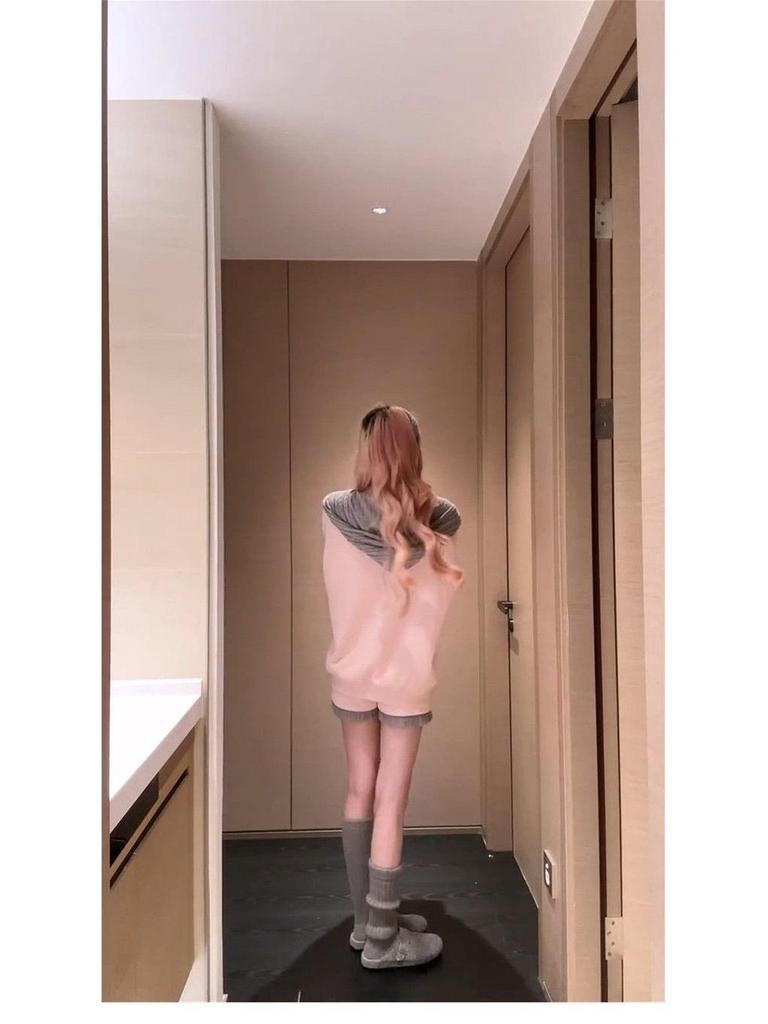 2026 Korean Pink Long-Sleeve Outfit Set for Women - Autumn/Winter Stylish Suit