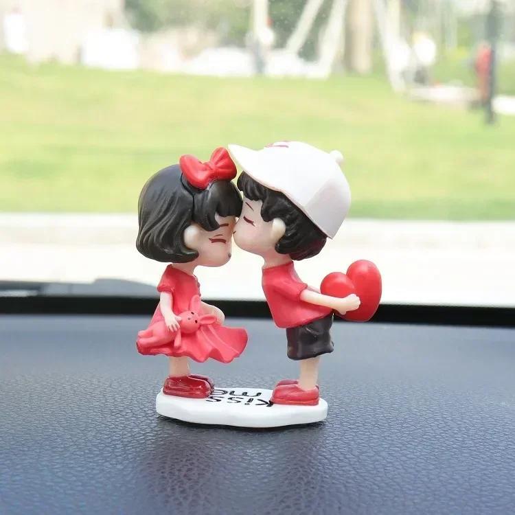 Car Accessories Interior Woman Ornament Cute Creative Desktop Couple Valentine's Day Present Car Center Console Decoration