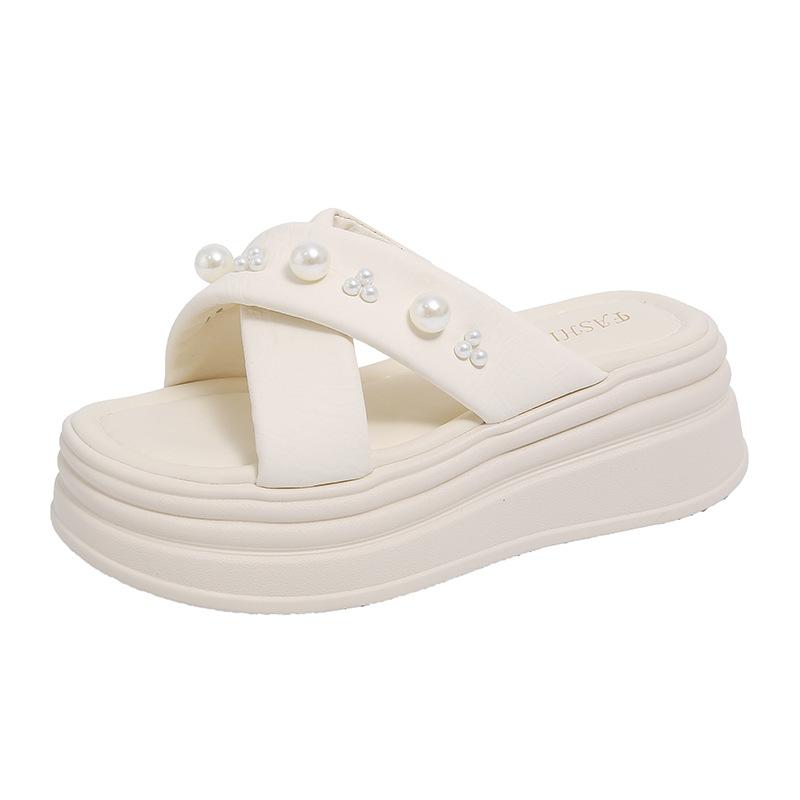 Dicke Sohle coole Hausschuhe Damen 2025 neu Sommer Perlendesign Gefühl passender Rock Kreuzriemen Ein-Zehen-Hausschuhe Damen