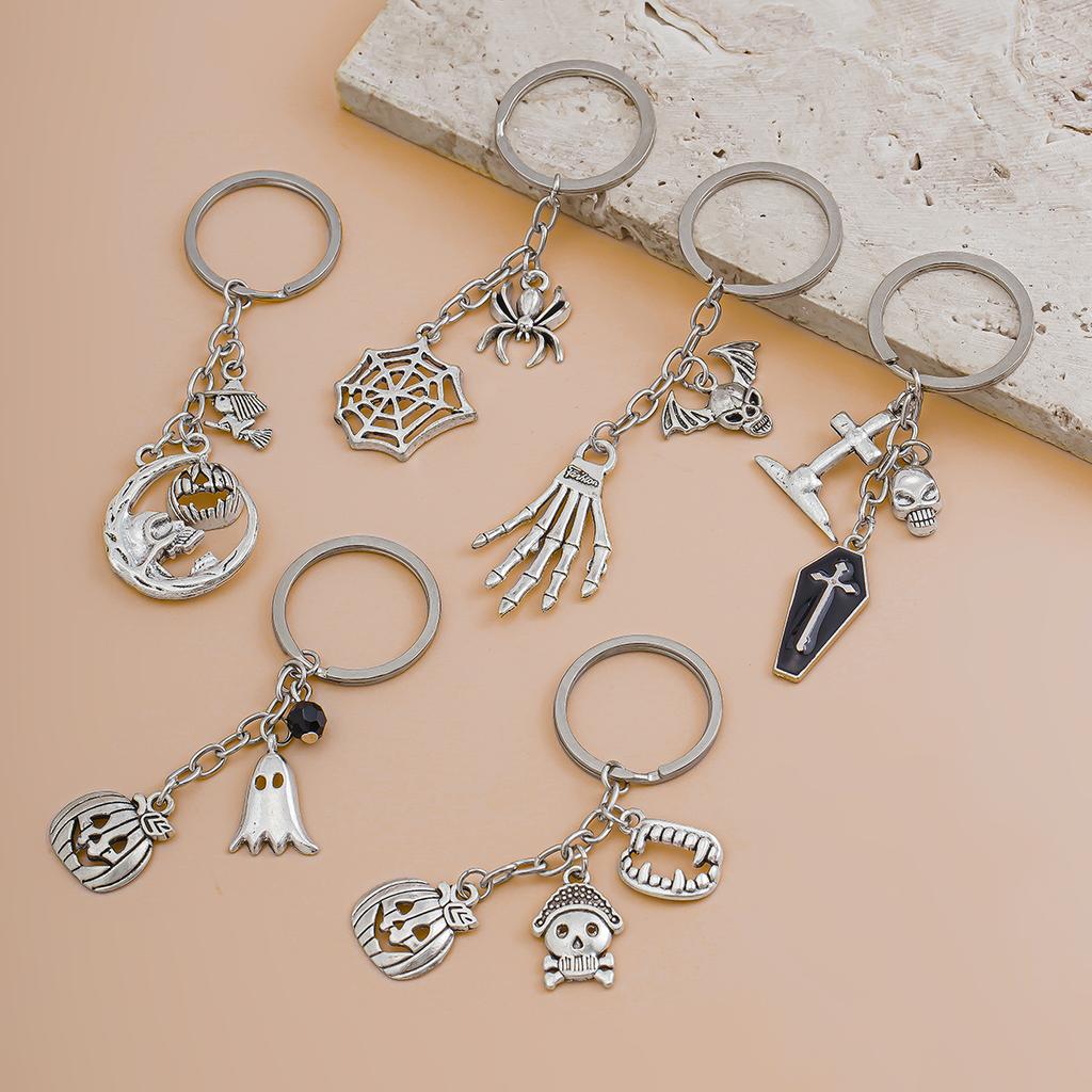 SHIXIN 6Pcs/Set Gothic Cross Pumpkin Head Ghost Pendant Key Ring Women Men Skull Claw Keychain New Halloween Pendant Accessories