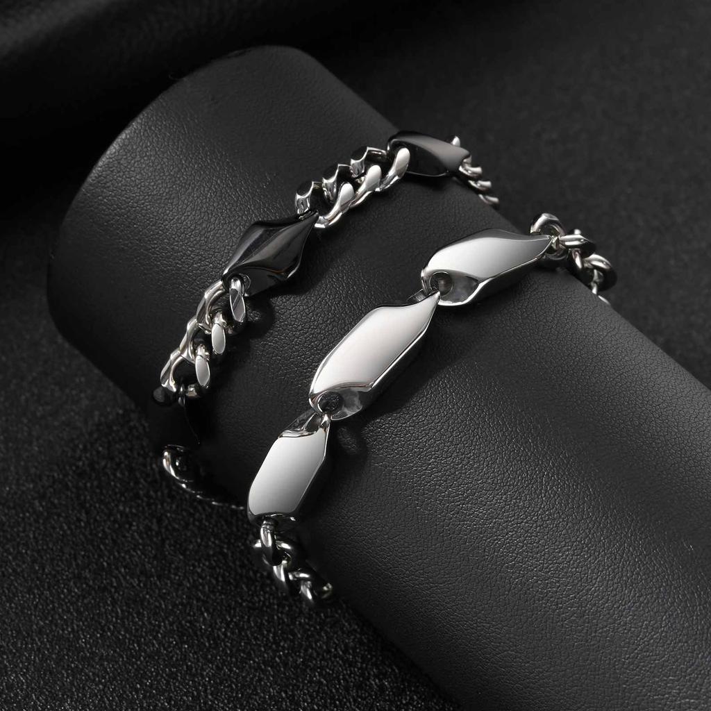 Vnox Punk Stainless Steel Twist Bracelet for Men, Silver Black Color Metal Link Chain Wristband, Hip Hop Jewelry Gift for Him