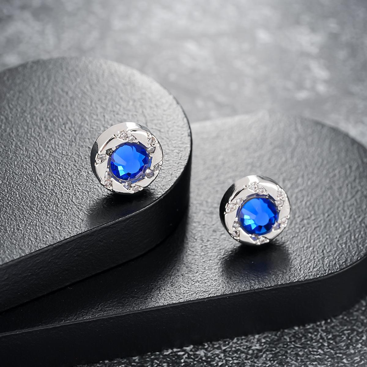 Retro Men Round Blue Crystal Clip Earring Simple Stainless Steel Magnetic Stud Earrings Fashion Men Jewelry Accessories