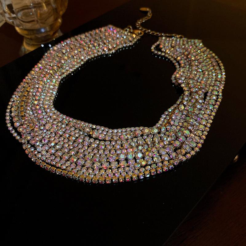 Luxuriöse, bunte Halsketten mit Kristallen für Frauen, mehrschichtige, goldfarbene Kette mit Strasssteinen, Statement-Schmuck