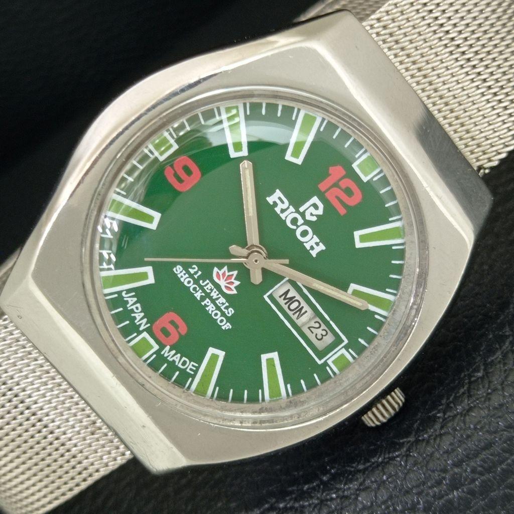 

AUTOMATIC VINTAGE RICOH R31 JAPAN MENS GREEN COLOR DIAL WATCH a707733-1