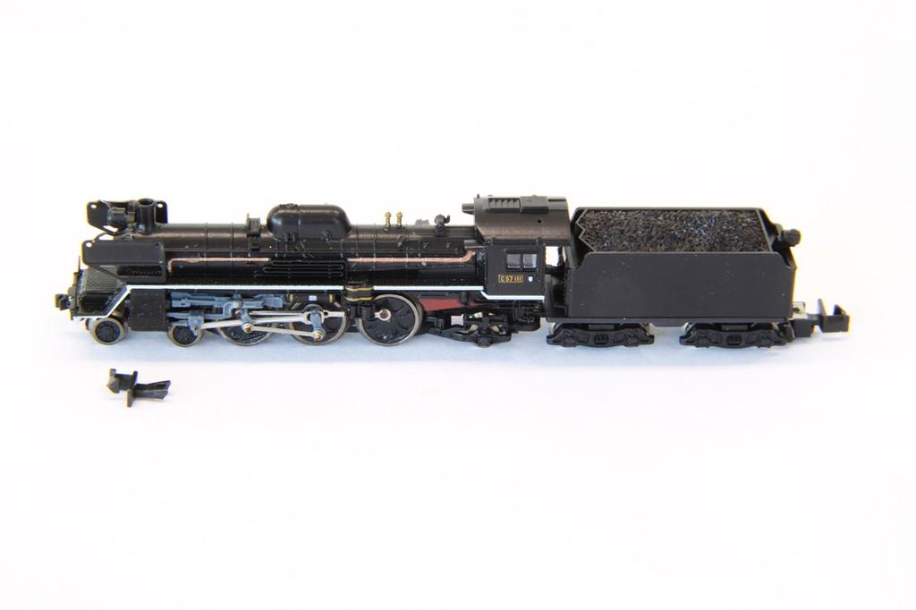 Rokuhan Z Gauge JNR C57 Type Steam Locomotive 111 Type with Gate Deflector T027-2 No.