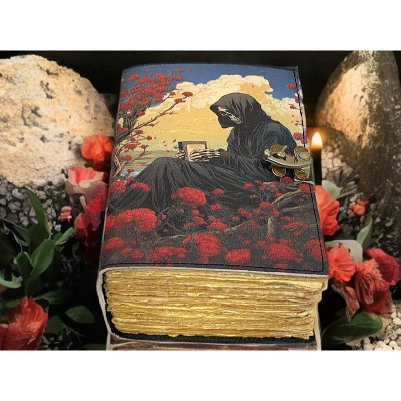 Skull Lady Leather Grimoire Journal: Gothic Witchcraft Halloween Journal 7 x 5 inch