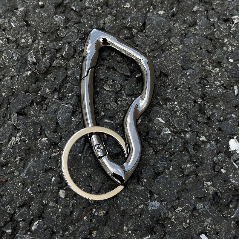 Y2K Punk Star Oval Essential Icon Carabiner Keychain Mountaineering Car Key Ring Gothic Backpack Decor