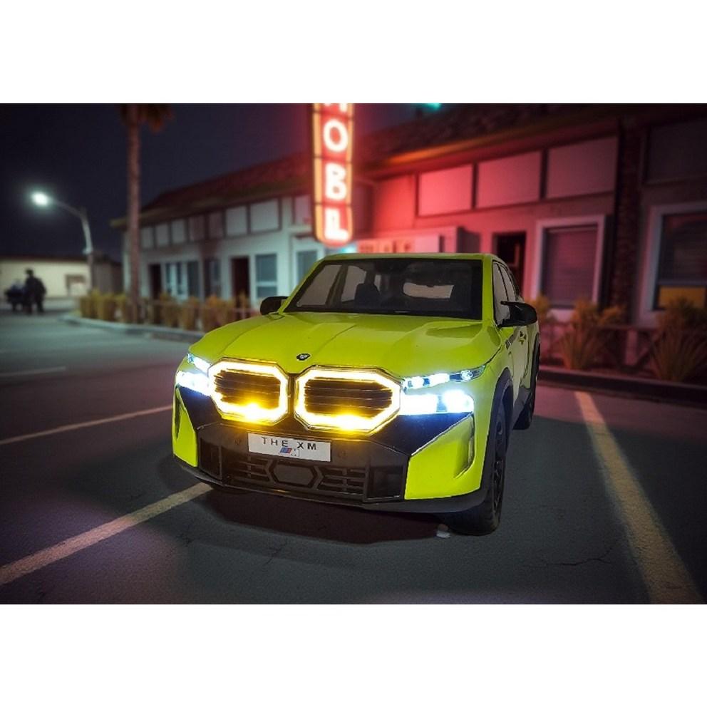 BMW XM SUV 1:24 Diecast Model Car - Neon Green