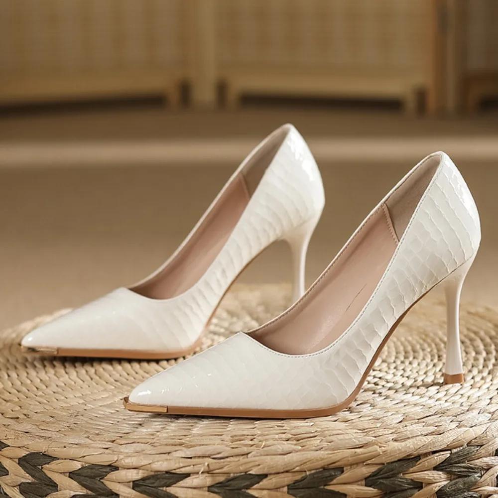 Fashion Women's High-heeled New with Stone Patterned Patent Leather Heels Women Pointed Toes Solid Color Widened Versized Womens Shoes