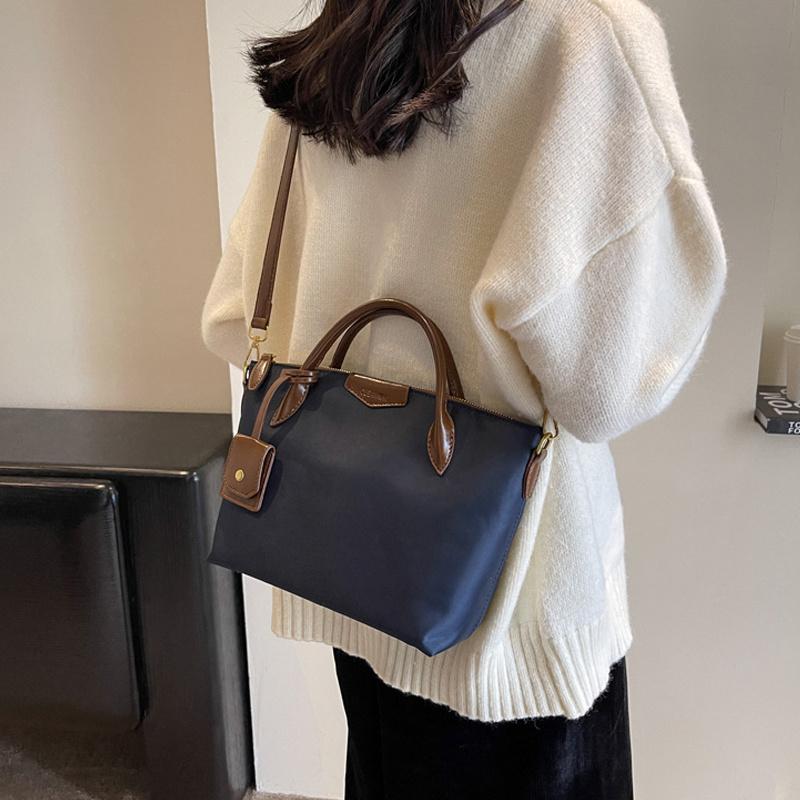 Oxford Big Totes Women Handbag Light Practical Dumpling Bag Girls Casual Shoulder Messenger Bag Business Commute Top-handle Bag AVE