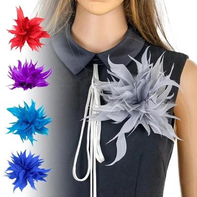 Fashion Cloth Feather Brooch Fabric Flower Corsage Exquisite Lapel Pin for Women Accessories Wedding Party Jewelry