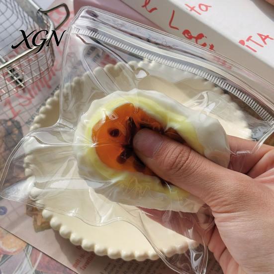 Kids Stress Reliever Taiyaki Squeeze Toy Relief Fidget Ultra-Realistic Dessert Food Sticky Toys for Adults Durable