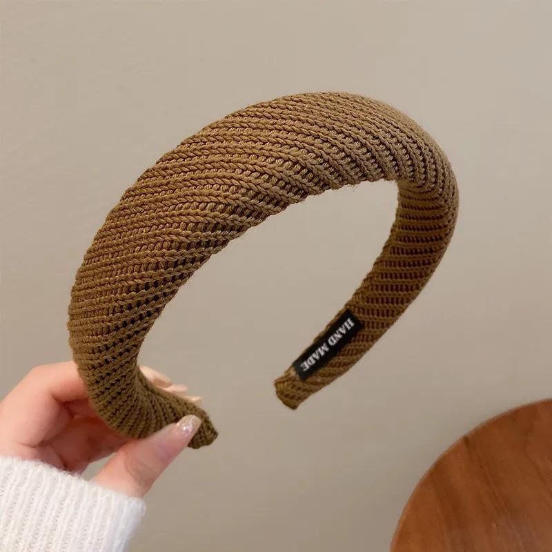 Women's Retro Korean Christmas Headband: High-End Autumn/Winter Hair Jewelry & Versatile Accessory