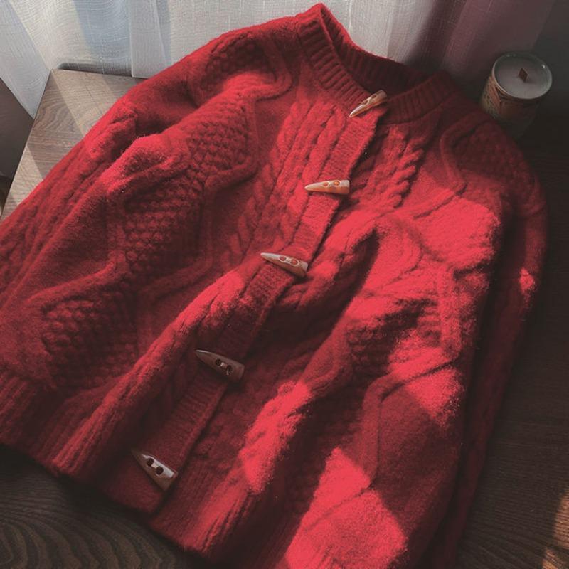 Retro twist sweater jacket women's autumn and winter horn buckle loose lazy knitted cardigan lazy style