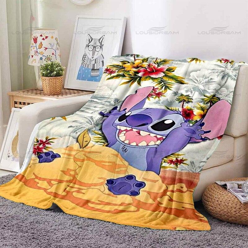 Fashion Animated Couple Blankets Cute Cartoon Pet Pattern Thin Blankets Flannel Portable Home Travel Office Blankets
