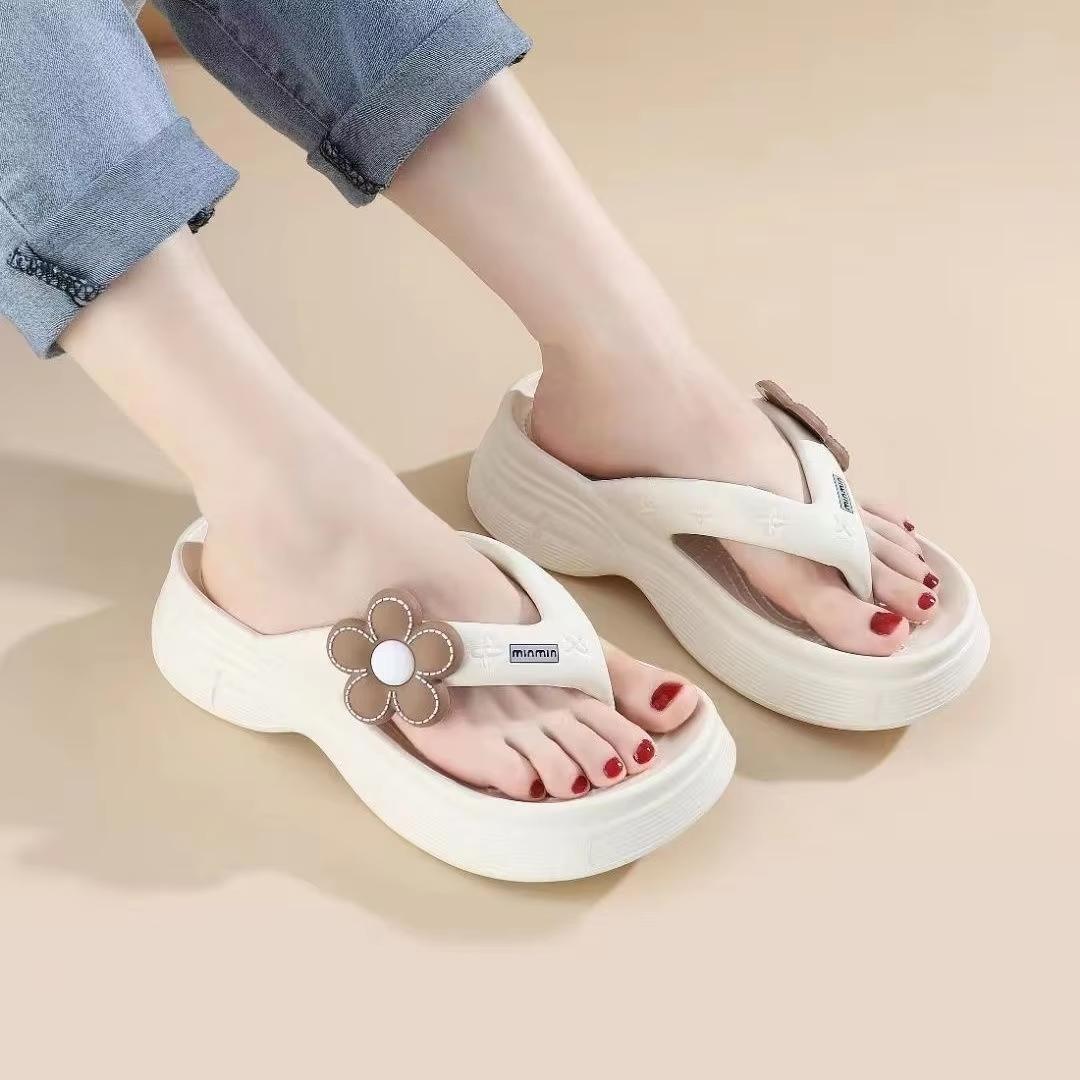 

Пляжные сандалии женские летние новые цветочные шлепанцы на высоком каблуке нескользящие толстые подошвы из ЭВА 36-41