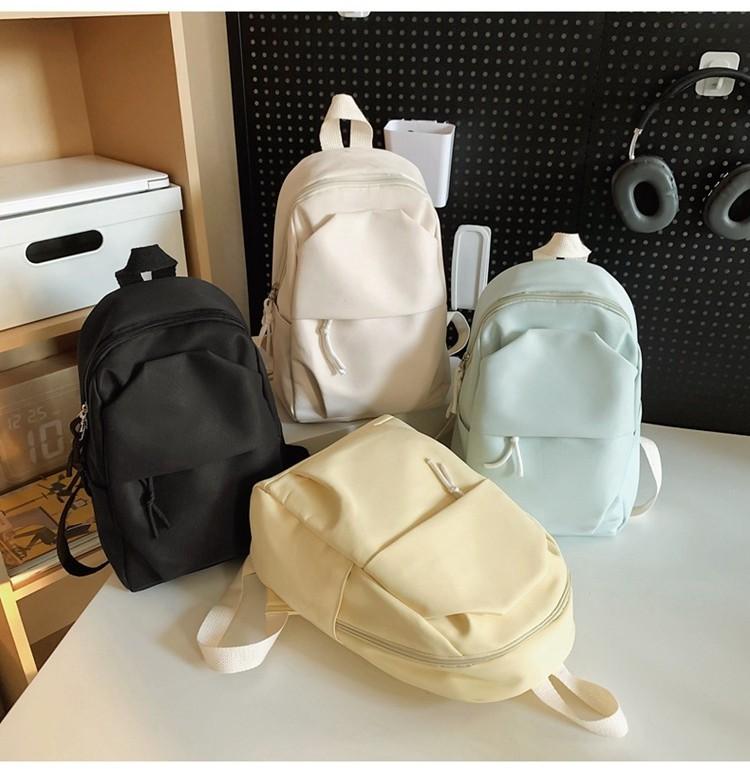 Trendy Lightweight Travel Backpack For College Students With 15-inch Laptop Compartment