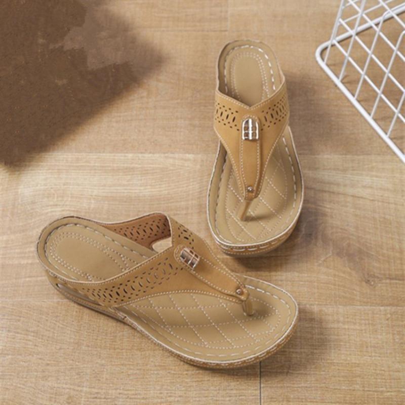 Platform slippers spring and summer new slope heel toe rhinestone hollow fish mouth beach shoes simple women's shoes