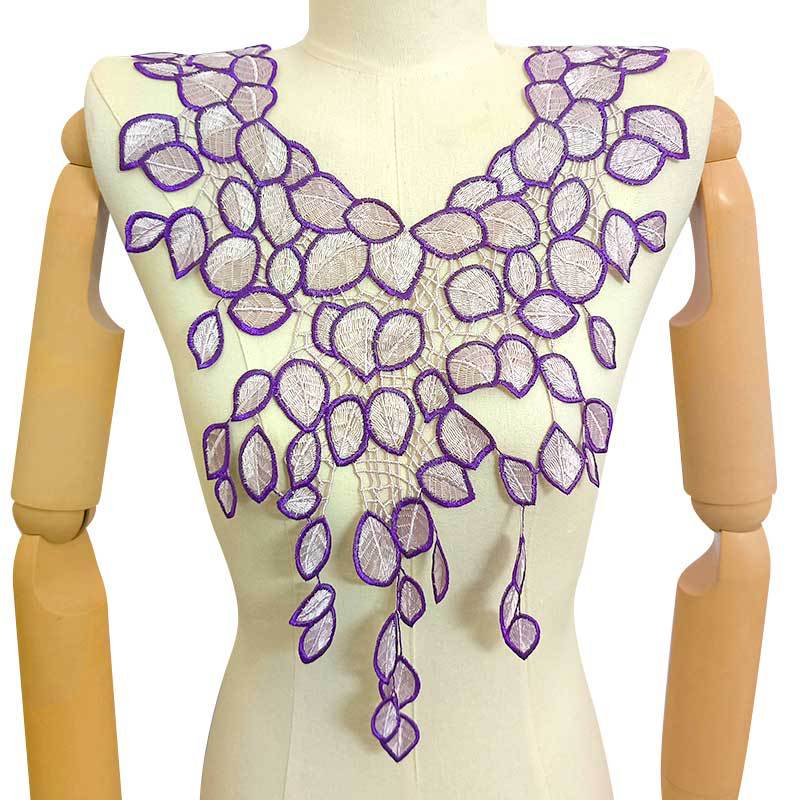 Water-soluble lace collar, polyester silk embroidered corsage, heavy industry two-color breast collar DIY lace accessories