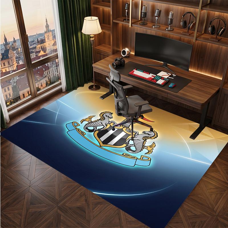 Tappeto in Velluto di Cristallo con Stampa di Calcio del Newcastle United, Comodo Assorbente d'Acqua Antiscivolo Tappeto per Pavimento Interno