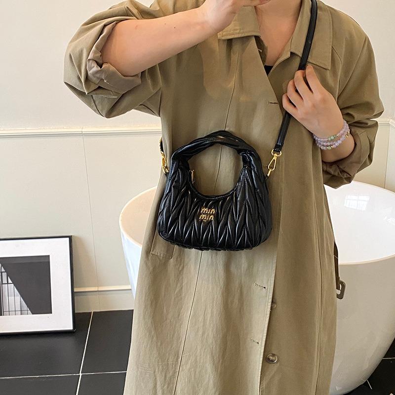 Neue Mode gefaltete Tasche Umhängetasche lässige Mode einfache Mode süßer Trend Handtasche Umhängetasche Damentasche