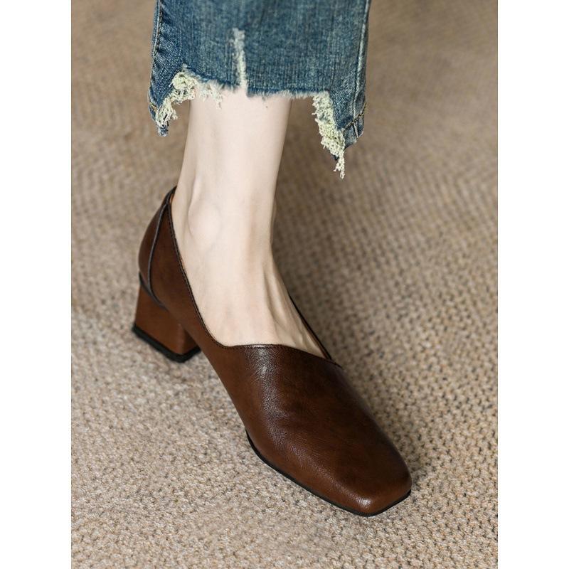 Square head single shoes women's 2025 new loafers spring French medium heel thick heel commuter high heels