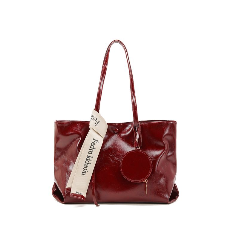 

Красная Свадебная Сумка из Мягкой Кожи Женская Элегантная Свадебная Сумка Невесты Большая Вместительная Сумка-Тоут Ежедневная Доступная Подмышечная Сумка на Плечо Женская Red(Send silk scarves)