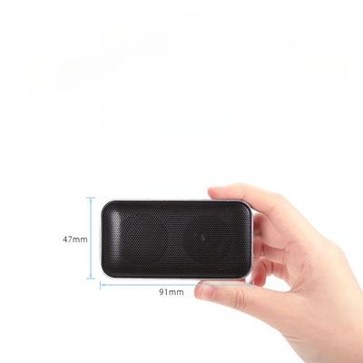 Kabelloser Bluetooth-Lautsprecher, tragbar für Sport und Laufen, kräftiger Bass, zum Einstecken einer Karte und mit Aufhängeschlaufe