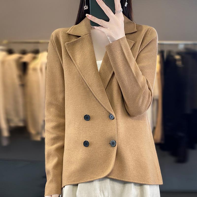 Jachetă tricotată pentru femei de toamnă și iarnă