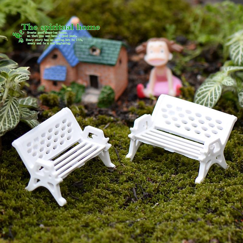 Miniature DIY Building Model: Moss, Micro Landscape Ornaments, Resin Animal & Plant Figures