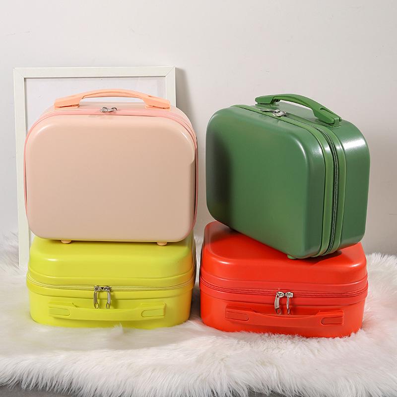 Compact 14-Inch Handheld Makeup Case - Lightweight, Stylish Travel Storage Box