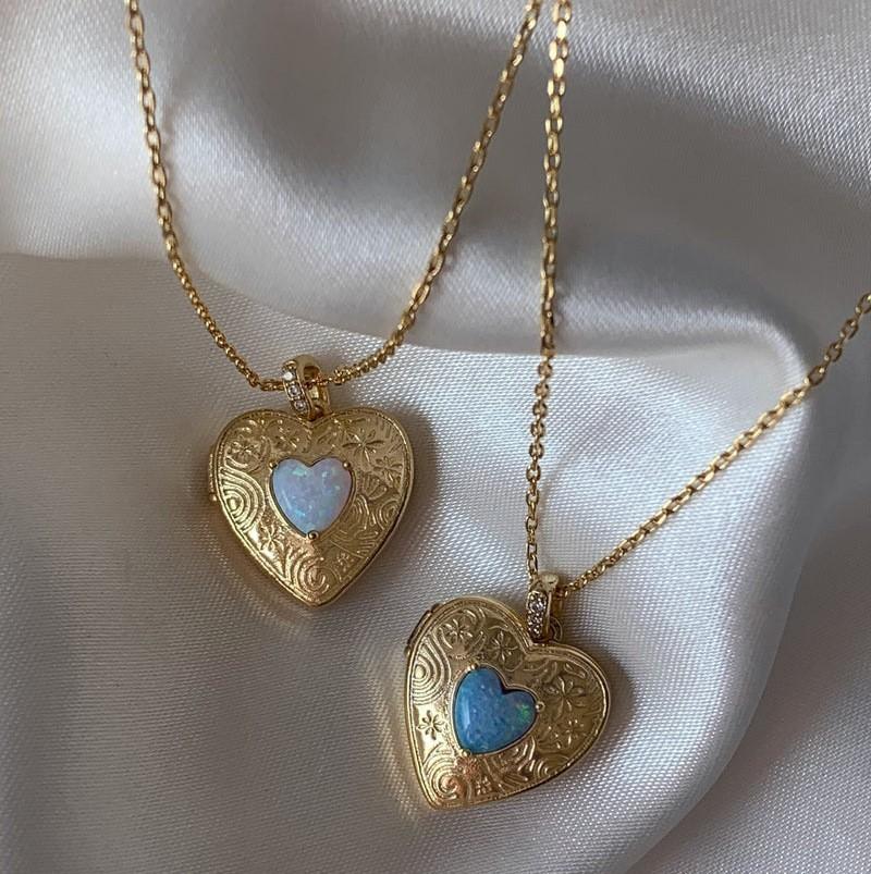 Heartshaped Pendant Necklace With Gold Plating And Ochain For Romantic Gift And Fashion Accessory