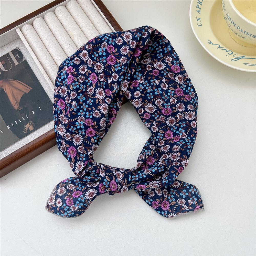 Versatile Women's Cotton Linen Silk Scarf – Spring/Autumn Neck Protector & Fashionable Head Scarf with Foreign Style