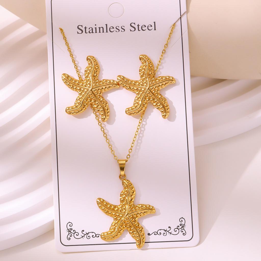 Personalized European and American Fashion Stainless Steel Stud Earrings Necklace Titanium Steel Non-fading Jewelry Set