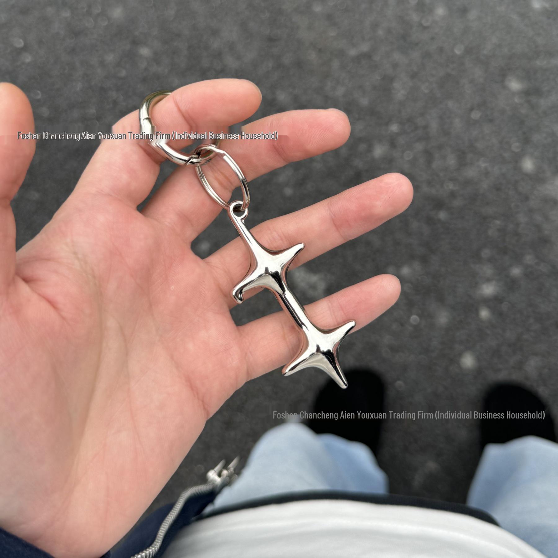 

Зажигалка Ainsworth Starlight, чехол, брелок с открывалкой для бутылок и украшением