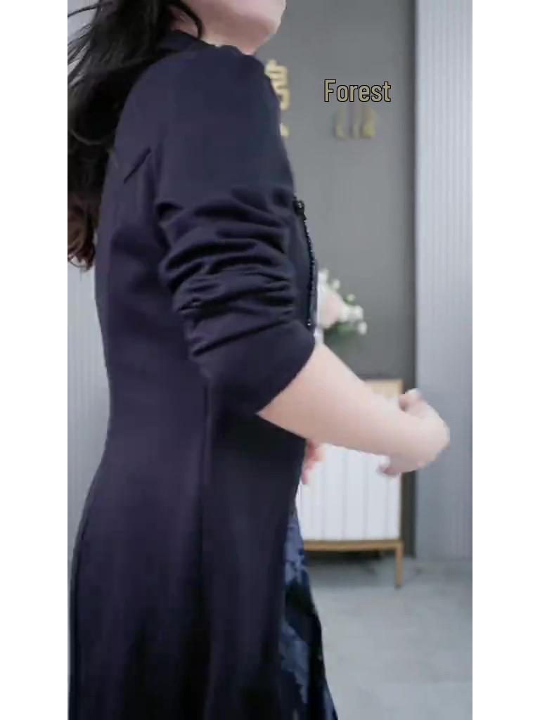 Spring Chic: Sexy Modern Cheongsam Dress for Middle-Aged Women, Plus Size Available