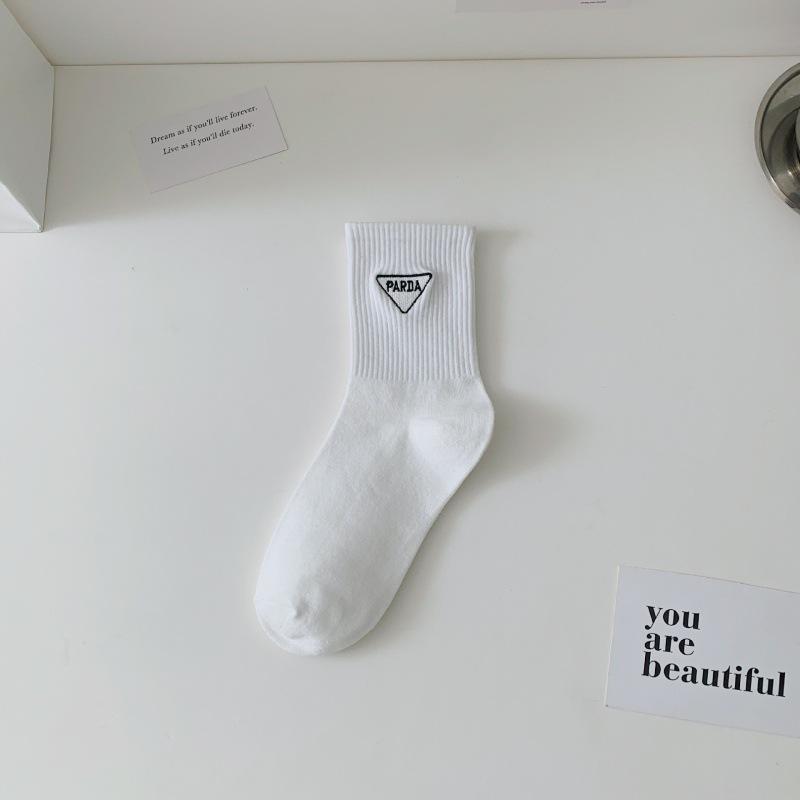 Ladies Lovely Versatile Letter Embroidered Black White Collegiate Wind Tube Cotton Socks